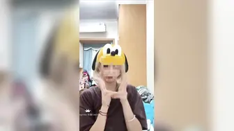 少女杀手推特约炮大神「清原创」收费私密群资源 专约女大女高【九月新档二】  (6)