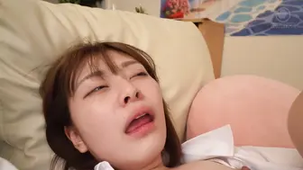 LULU-438 [中文字幕] 没有赶上末班车车借宿在美女上司的家里，微醺之后我们做了出格的事情 小松本果