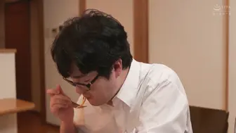 HOMA-135 [中文字幕] 小松杏 - 接吻墮落 NTR 被擅長接吻的老公上司、 誘惑墮落唾液滴落懇求中出做愛的我