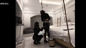 满月之夜 胶衣女王
